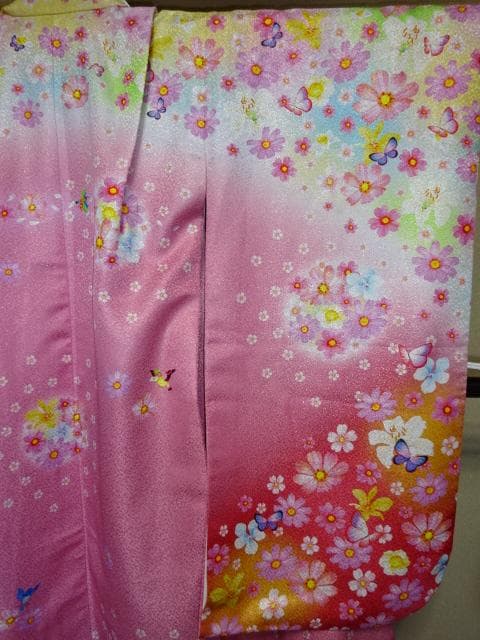 女児四つ身着物単品　pinkボカシ