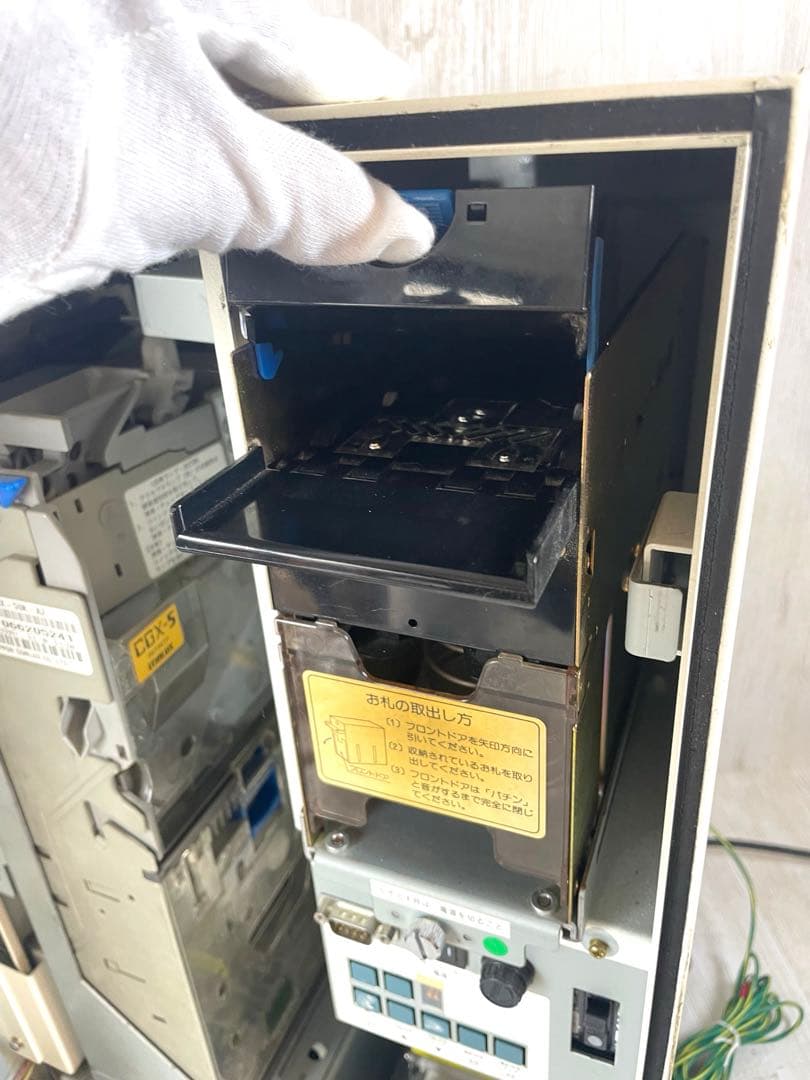 【送料無料】GLORY グローリー 卓上小型券売機 KM-S100