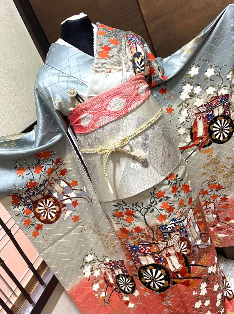 振袖フルセット6点特価　サイズM〜Ｌ　正絹　御所車　売り切り終了