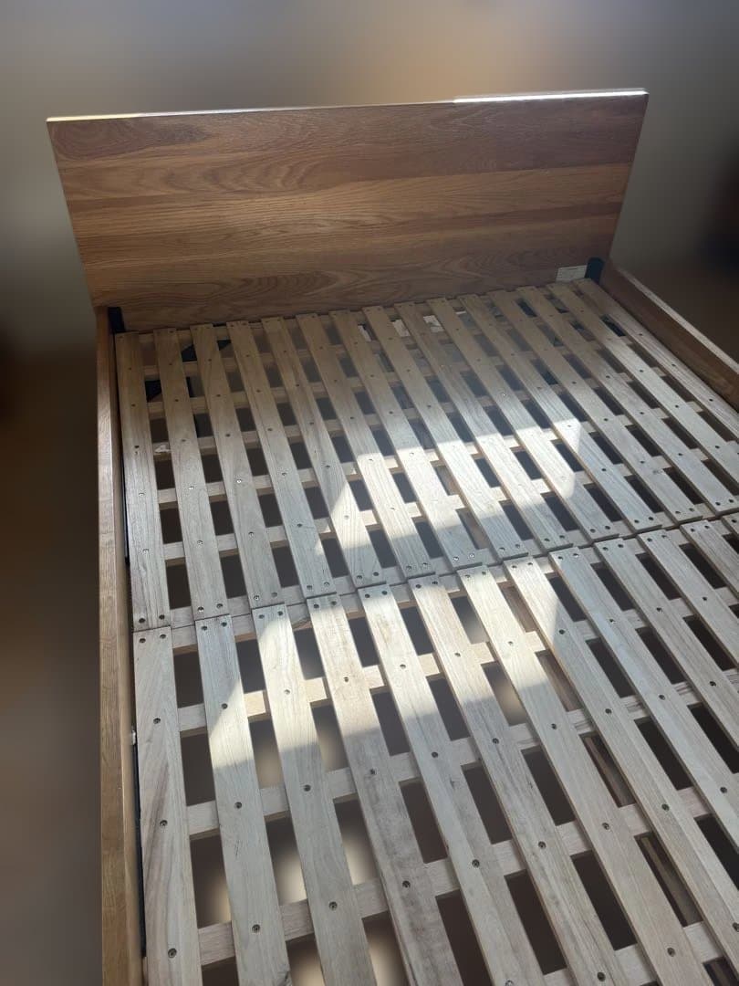 無印良品　木製ダブルベッドフレーム ヘッドボード付き