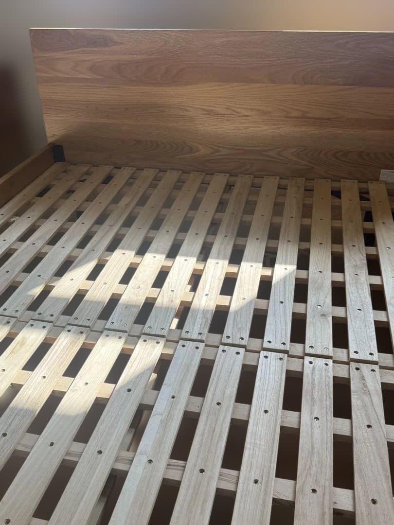 無印良品　木製ダブルベッドフレーム ヘッドボード付き