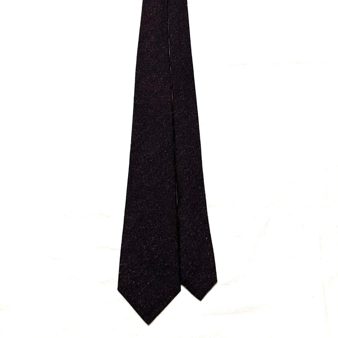 極美品　Kiton キートン　ネクタイ　ダークボルドー　セッテピエゲ