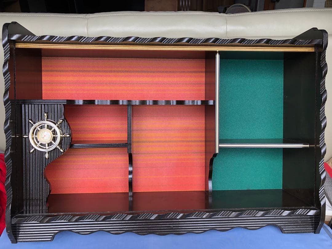 リビングボード　レトロ キャビネット　ガラス戸 アンティーク家具