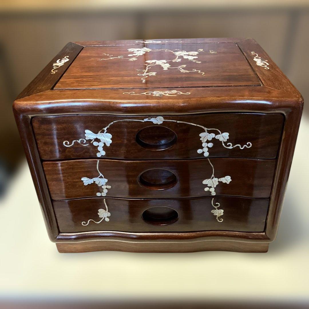 yuiiika　木製花模様象嵌引き出しタンス