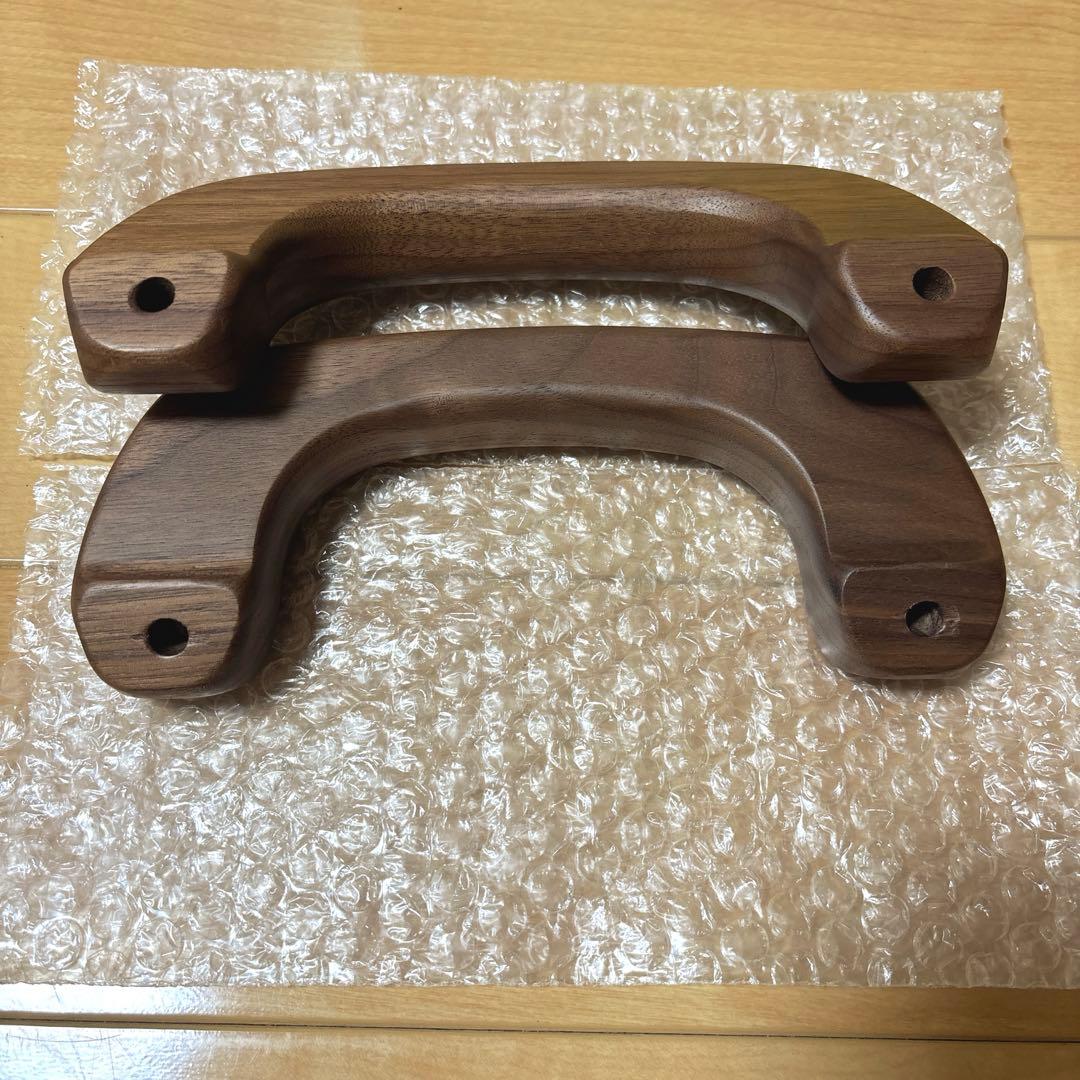 ハイエース　木製グリップ　左右セット　ドレスアップアクセサリー　grace