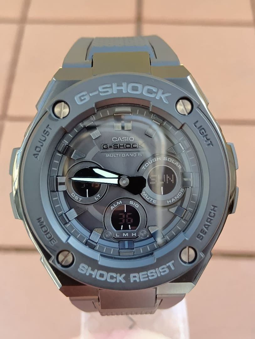 タイムセール G-SHOCK GST-W300G Gスチール 電波ソーラー