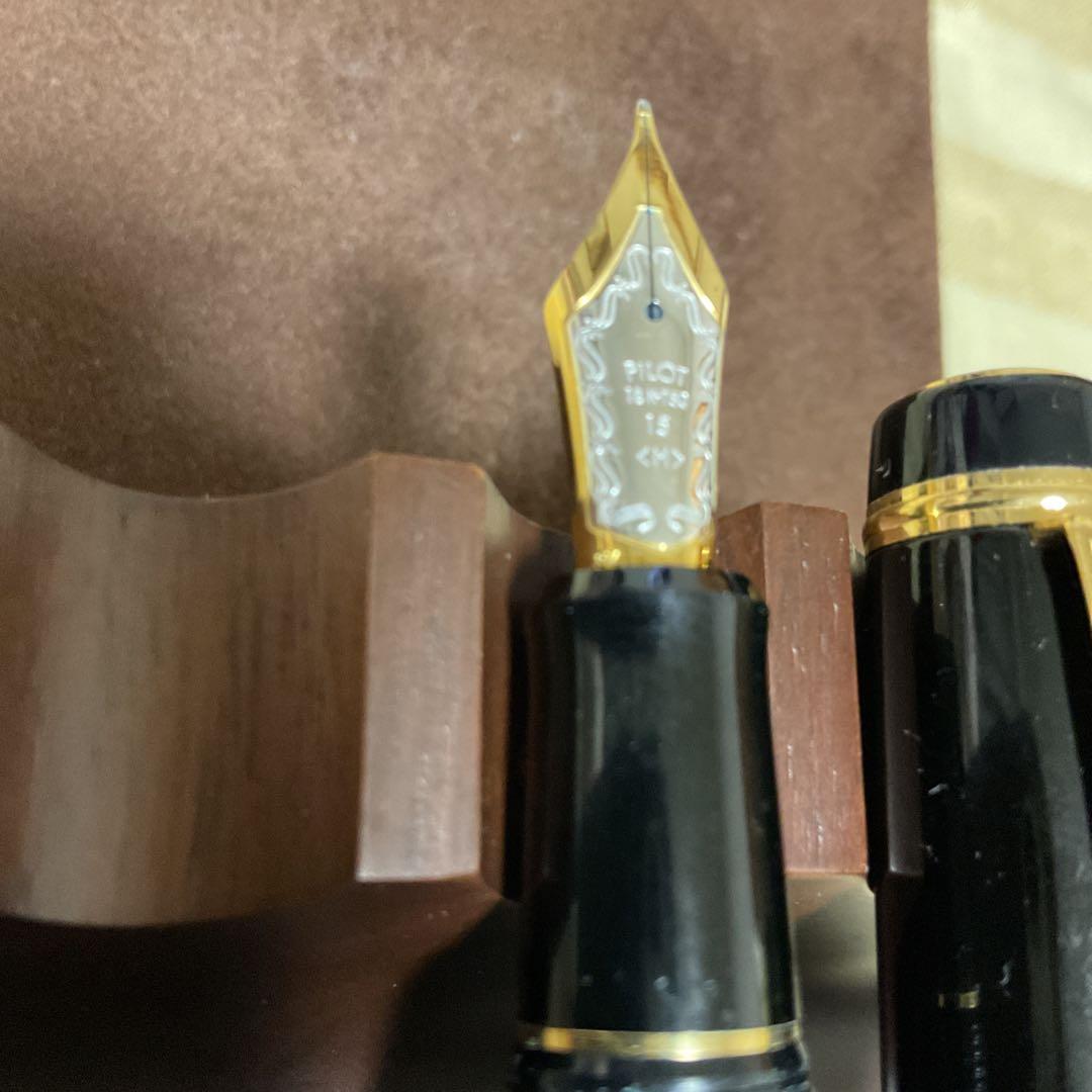 PILOTパイロット　CUSTOMカスタム845 漆　万年筆　Mニブ