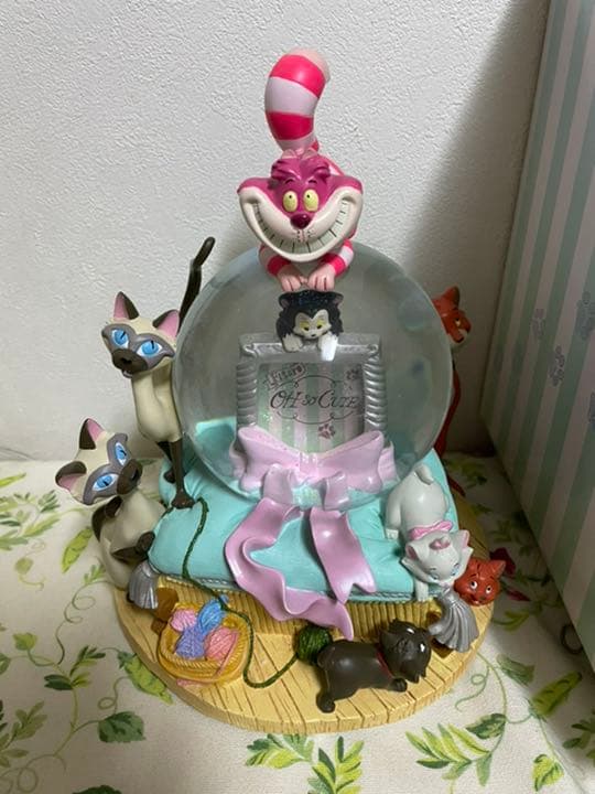 ディズニー　スノードーム　オルゴール　猫　cat
