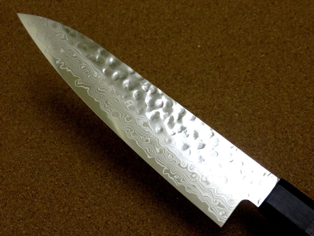 関の刃物 牛刀 180mm ダマスカス 45層 鎚目鍛造 肉 魚 野菜 両刃包丁