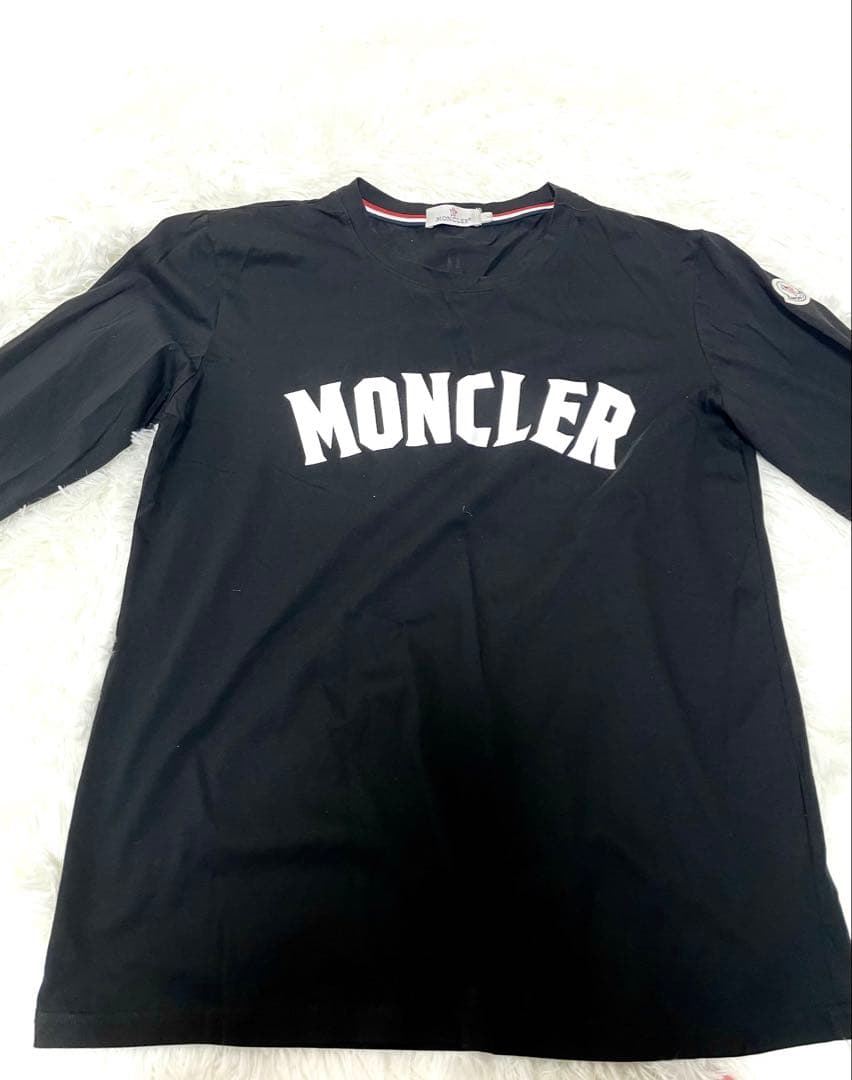 MONCLER 黒 長袖カットソー