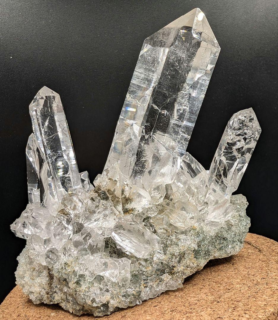 ルチル入り　マニハール産　水晶　クラスター　B