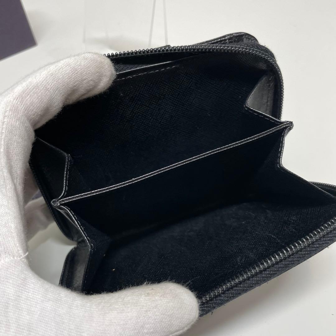 焼*ン様 PRADA ブラック サフィアーノレザー 二つ折り財布