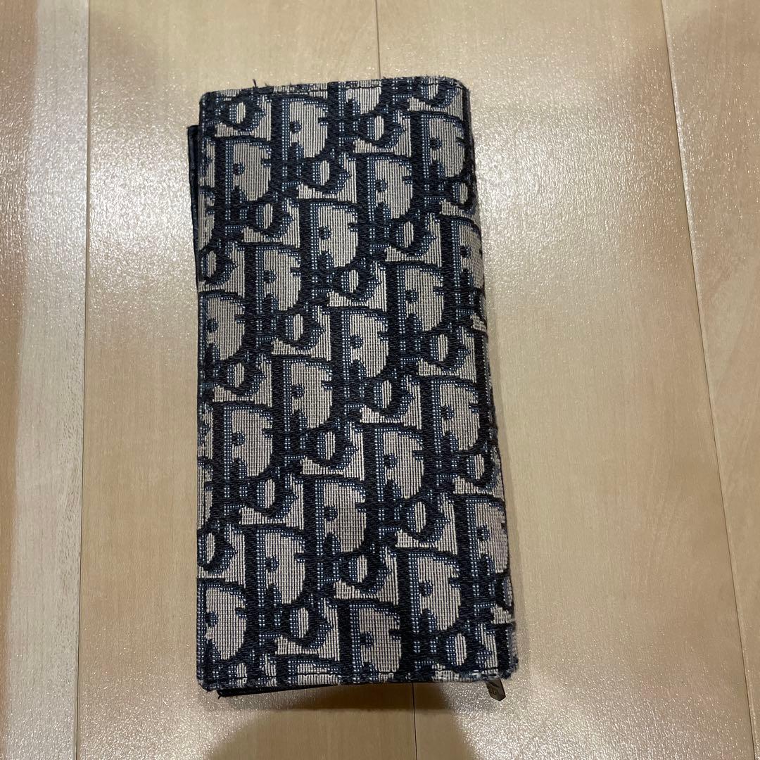 Dior 長財布 ネイビーとホワイト