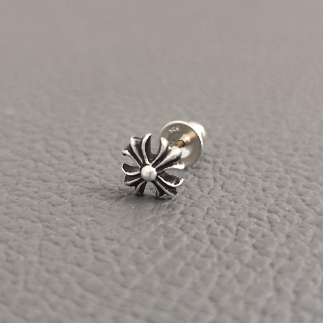 クロムハーツ chrome hearts no2 CH PLUS STUD