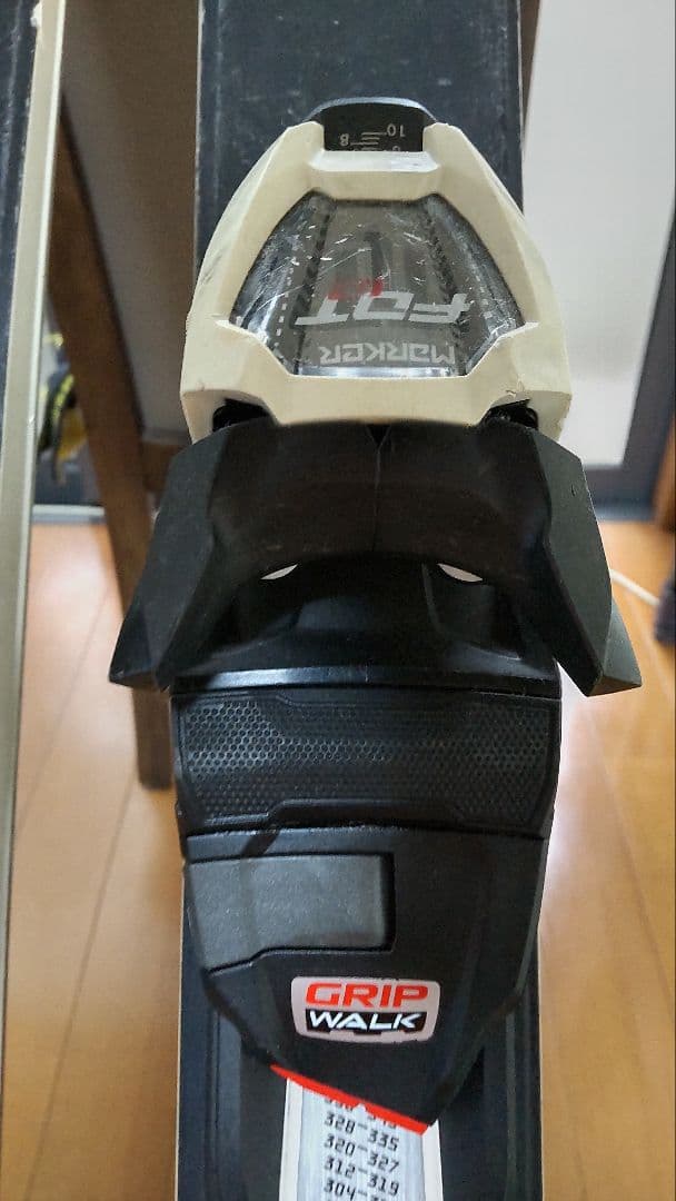OGASAKA Unity U-0S2 スキー板　165cm（ビンディング付き）