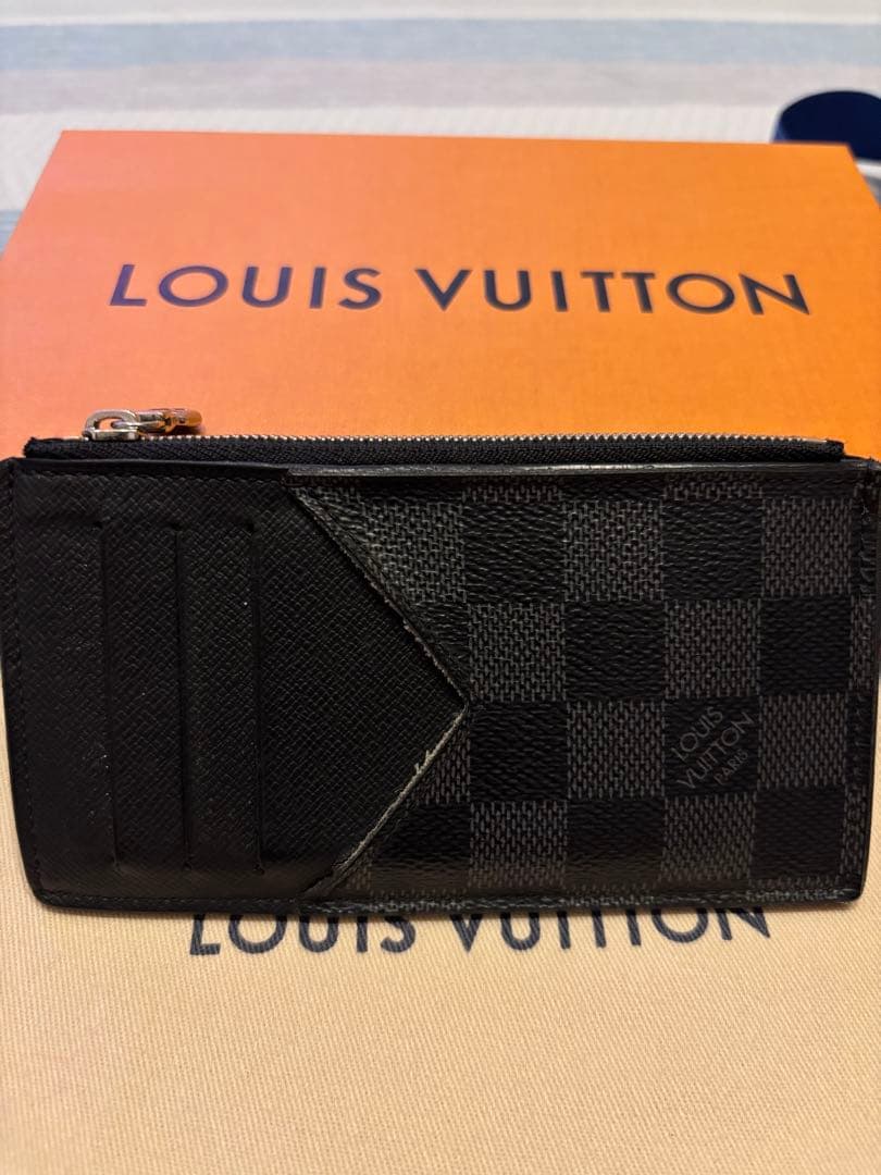 ルイヴィトンLouis Vuitton ダミエ グラフィット フラグメントケース