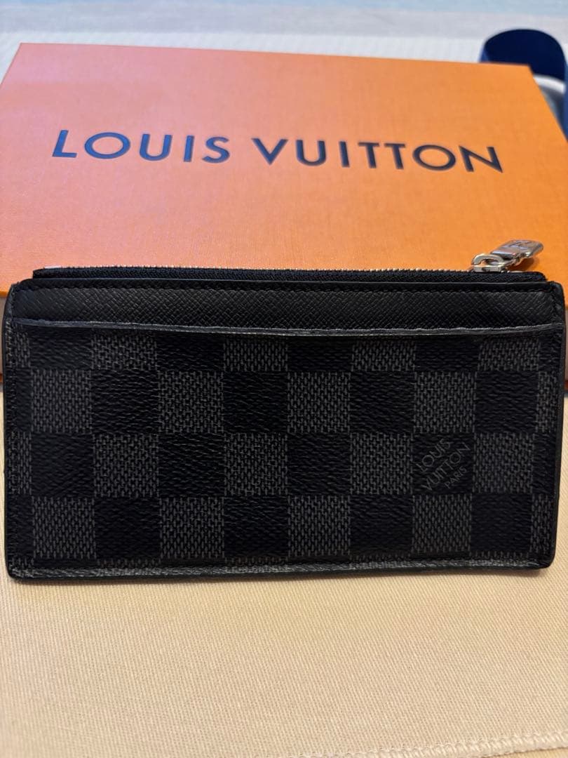 ルイヴィトンLouis Vuitton ダミエ グラフィット フラグメントケース