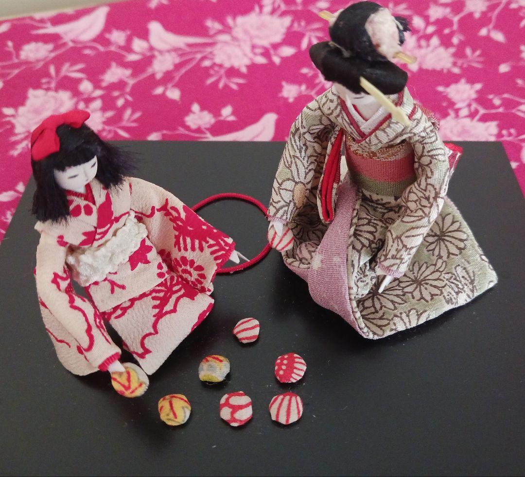 芦屋 ちぐさ人形「お手玉遊び」