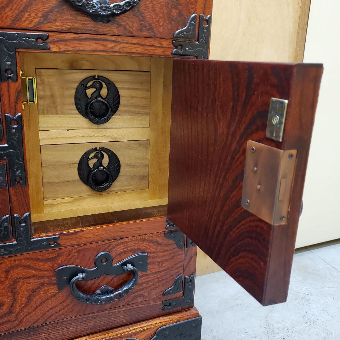 アンティーク 伝統的な船箪笥　木製箪笥 中型 引き出し