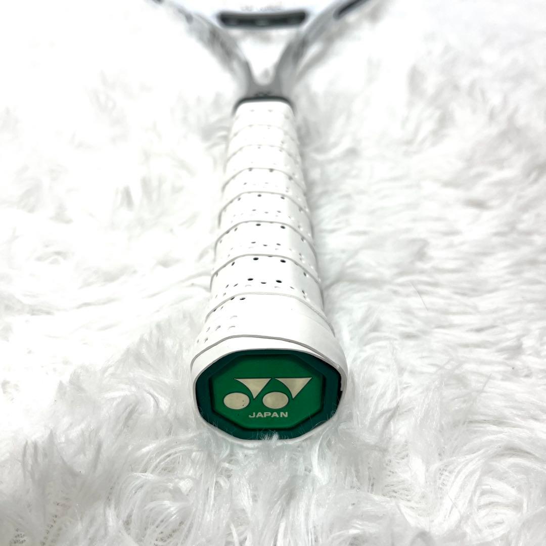 【美品】ヨネックス ナノフォース8v REV カスタムフィット ソフトテニス 白