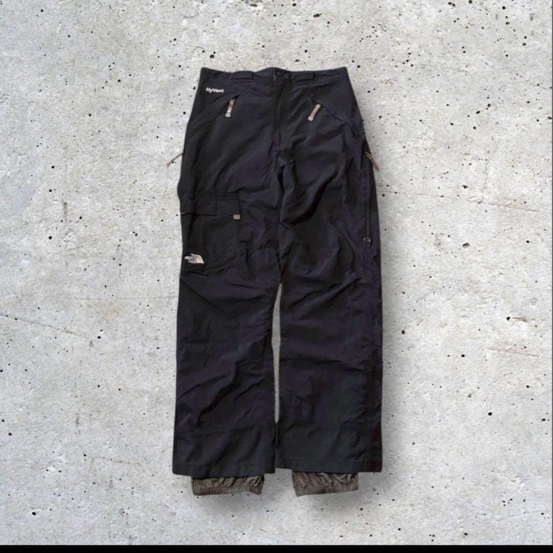 〈ザ・ノースフェイス〉スキー　スノボーパンツ　L 黒　ハイベント　刺繍ロゴ　k