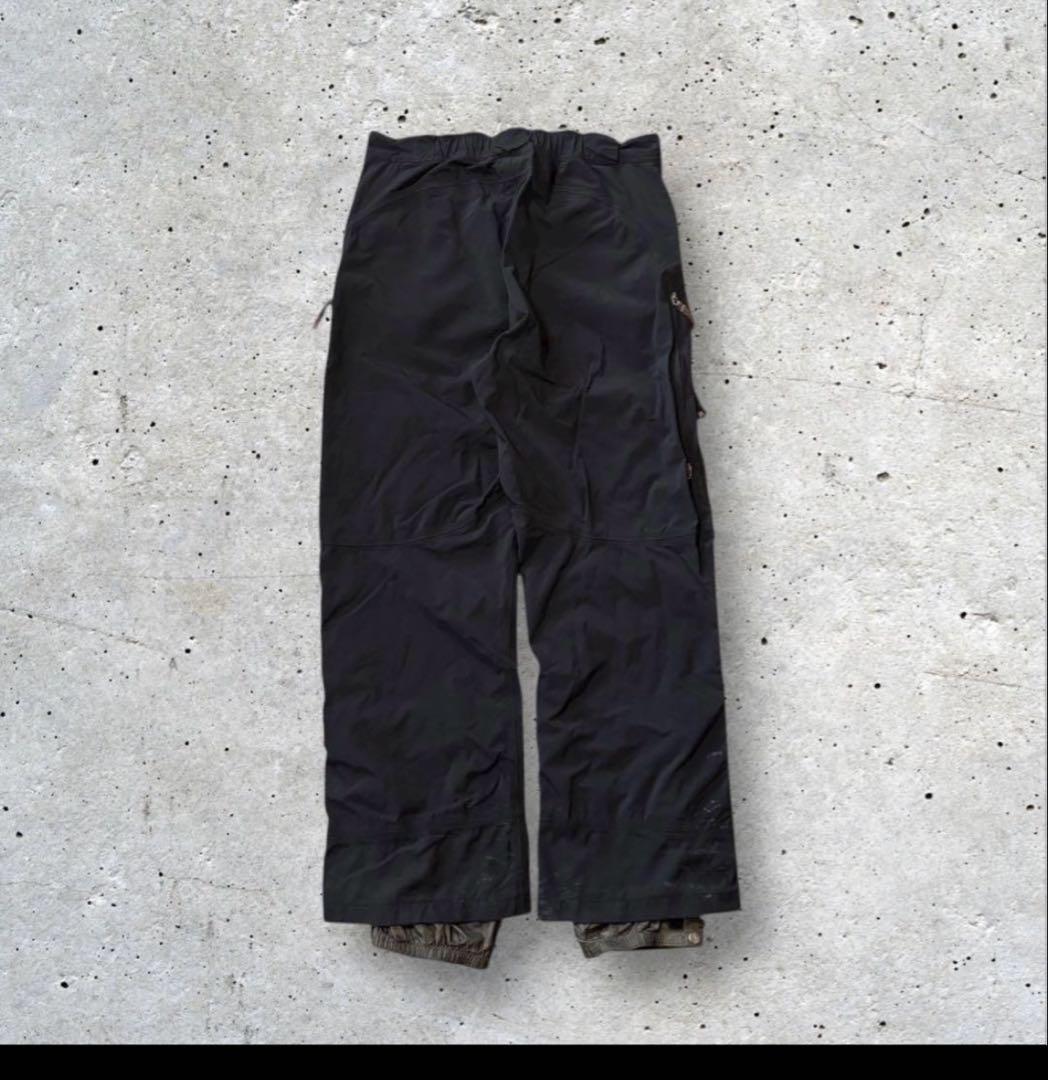 〈ザ・ノースフェイス〉スキー　スノボーパンツ　L 黒　ハイベント　刺繍ロゴ　k