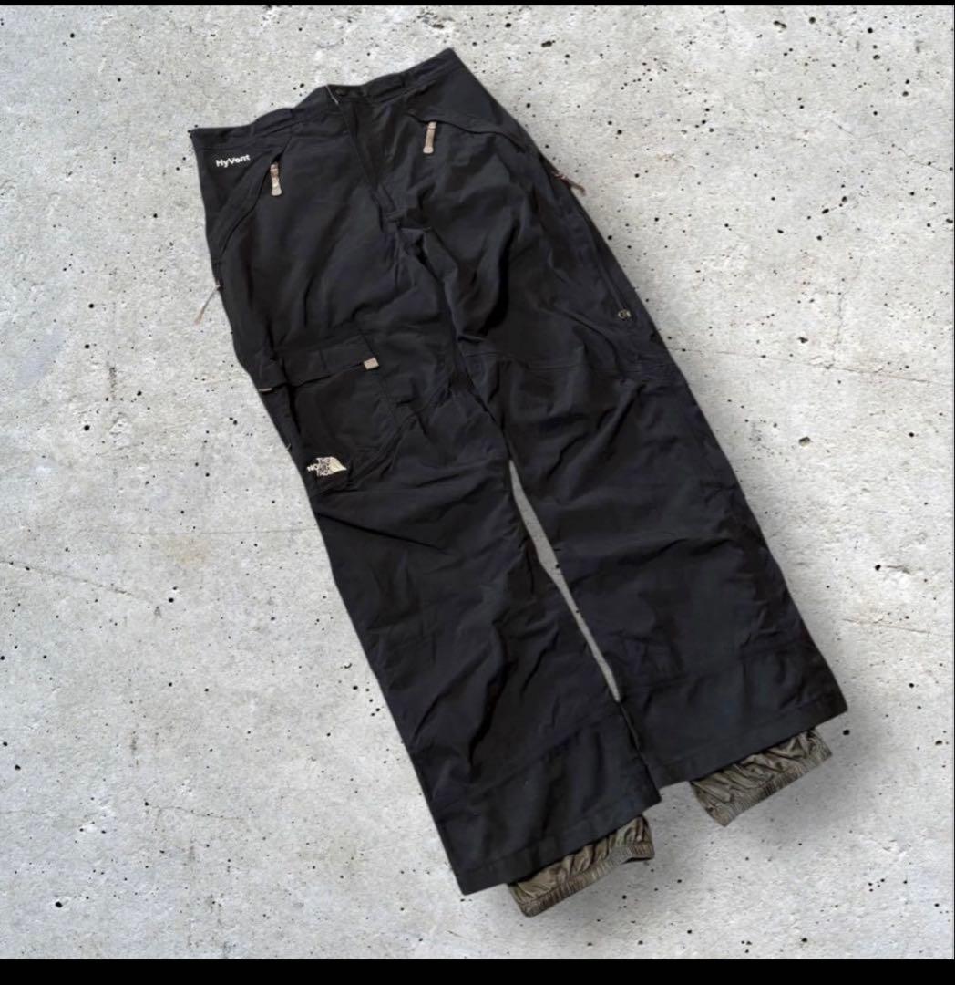 〈ザ・ノースフェイス〉スキー　スノボーパンツ　L 黒　ハイベント　刺繍ロゴ　k