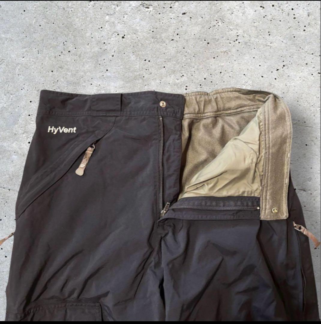 〈ザ・ノースフェイス〉スキー　スノボーパンツ　L 黒　ハイベント　刺繍ロゴ　k