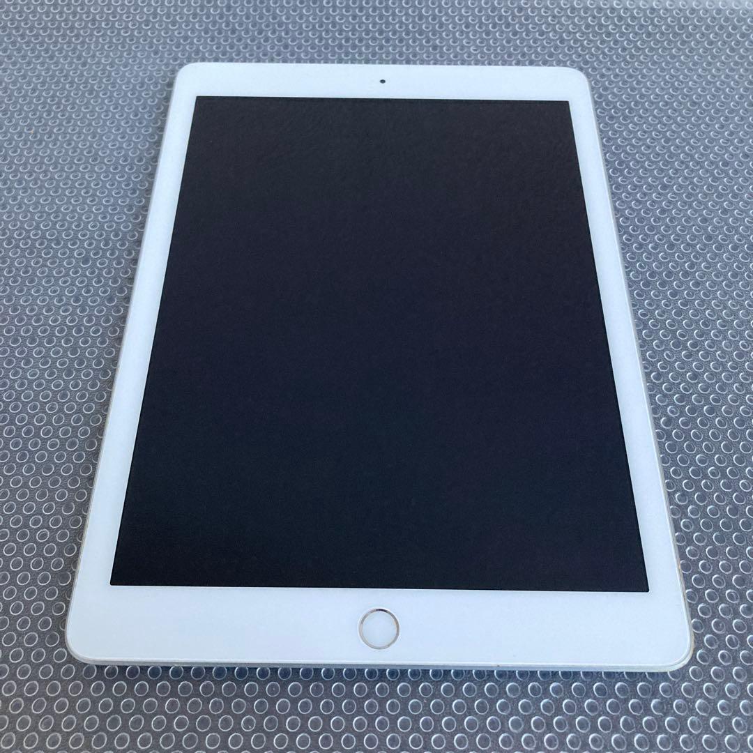 3955【早い者勝ち】美品☆iPad6 第6世代 32GB WIFIモデル☆