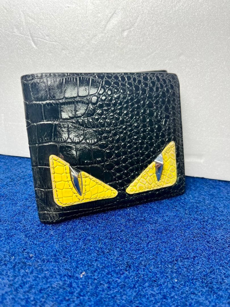 本日掲載終了美品FENDI モンスターMonster 二つ折り　お札入れ