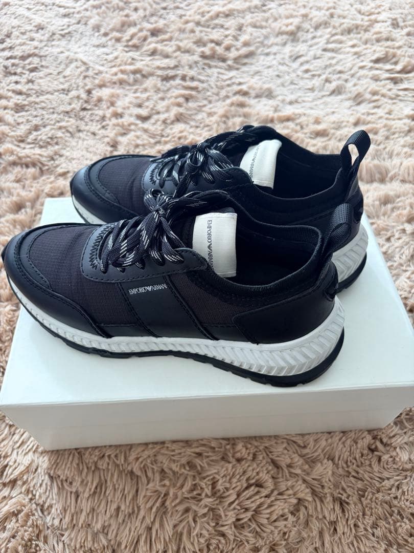 定価3万円 EMPORIO ARMANI レザーパネルレースアップスニーカー黒