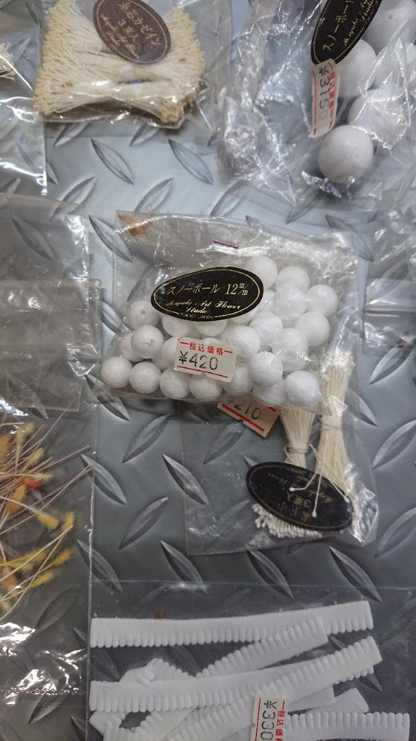 4９点まとめてアートフラワー用抜き弁　花弁深雪アート　ペップ・造花パーツ各種③