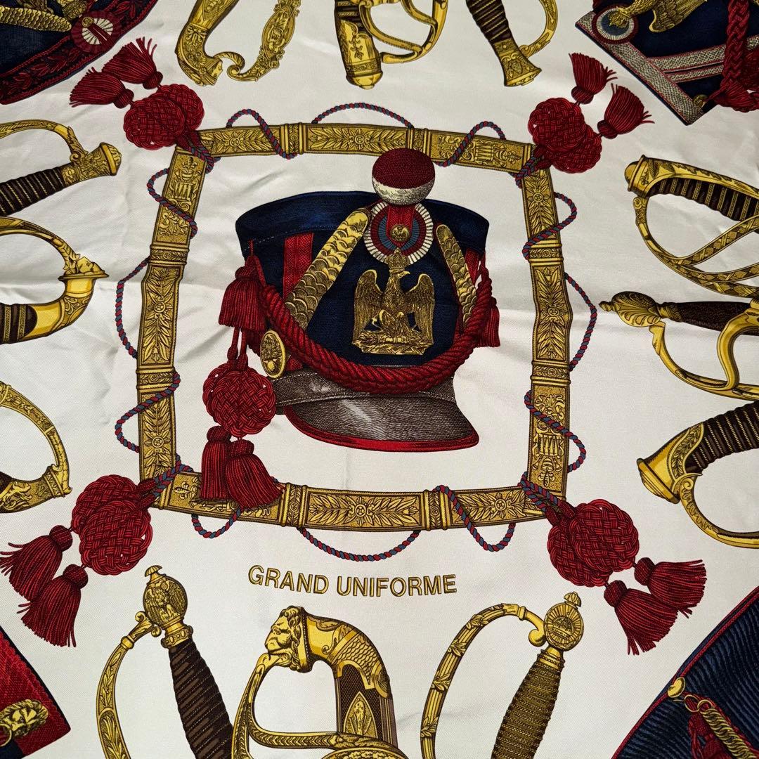 確実正規品　エルメス　カレ90 GRAND UNIFORME 大判スカーフ