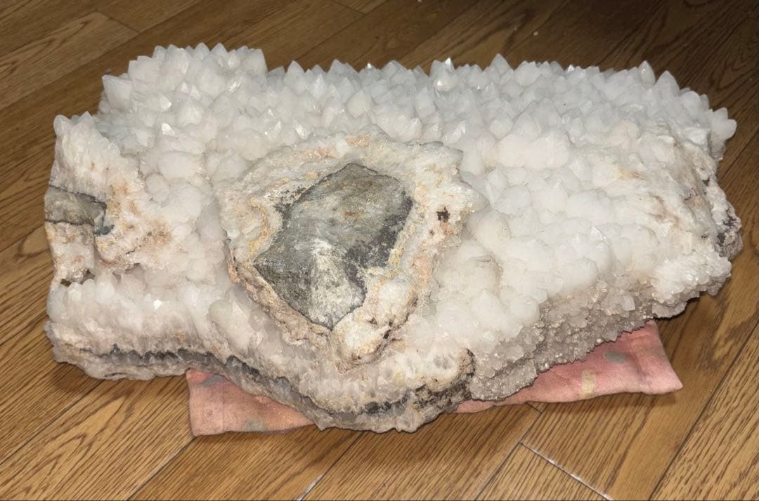 天然クリスタル原石 約35cm