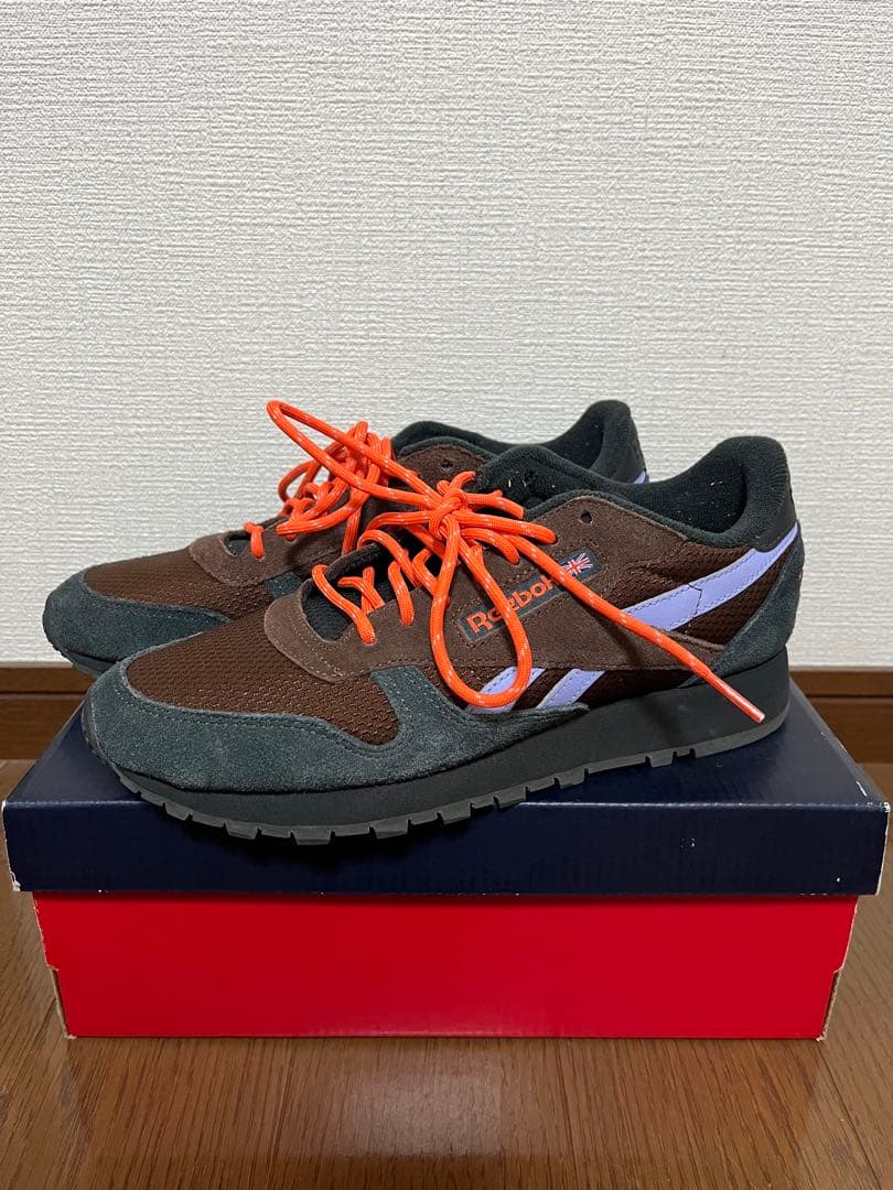 靴 Reebok x BoTT CLASSIC LEATHER