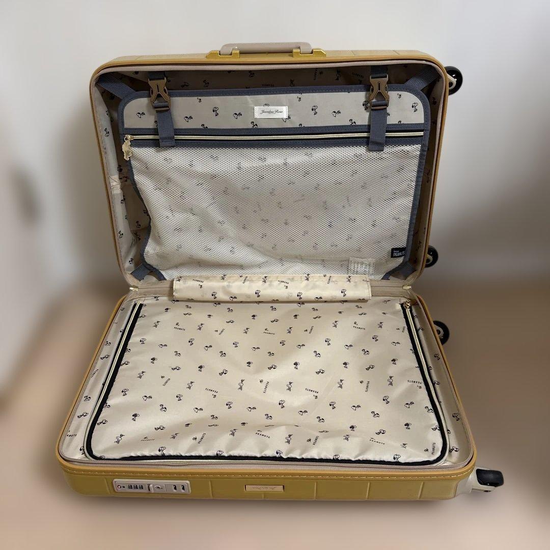 ジュエルナローズ　PEANUTS キャリーケース