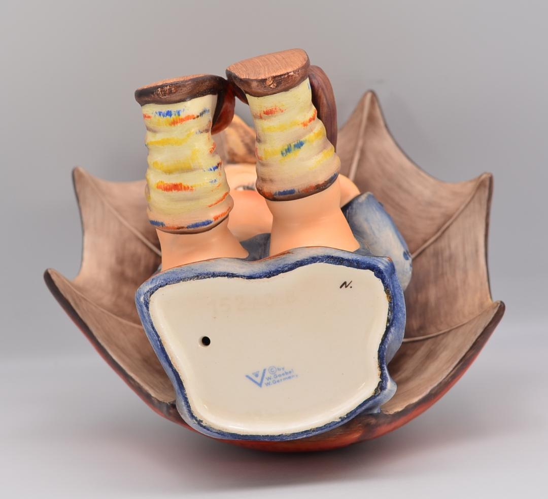 傘の少女／傘の少年　★フンメル　２体セット　ドイツ・ゲーベル　箱付き　美品