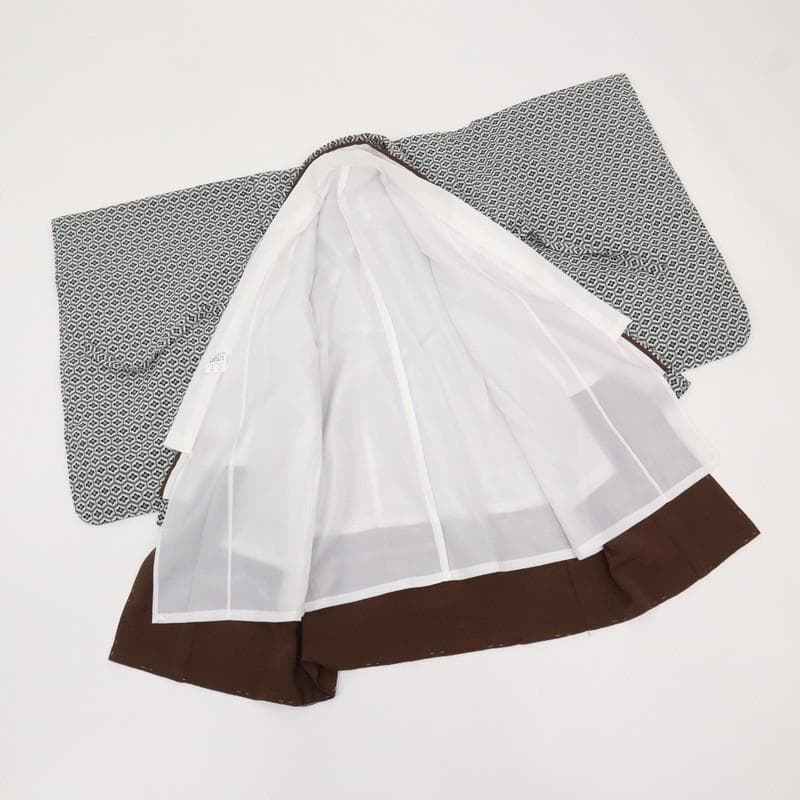 七五三羽織袴セット＊男の子5歳 亀甲に花菱 白黒茶色 着物 化繊 9RC13