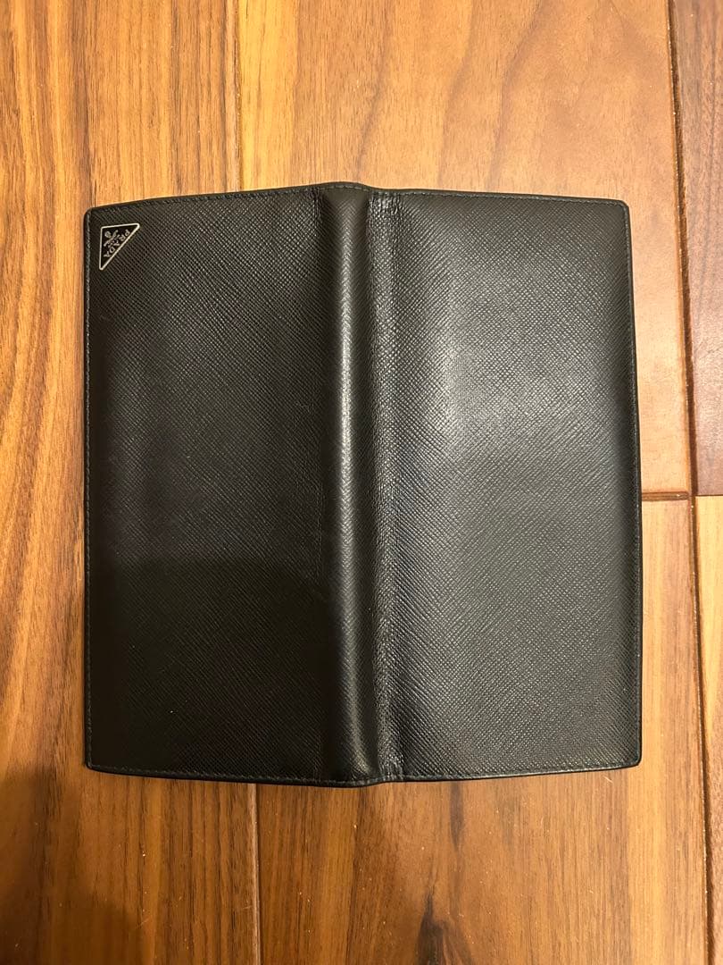 ロ*】様 ✴︎美品 PRADA 長財布 箱・ギャランティカード付き✴︎