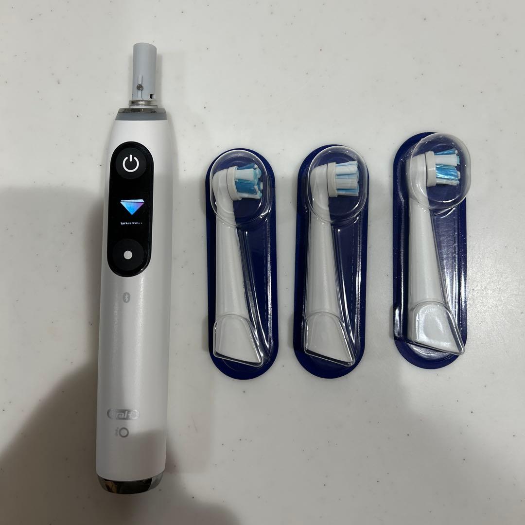 ブラウン オーラルB iO9 (ホワイトアラバスター) 替えブラシ3本付き