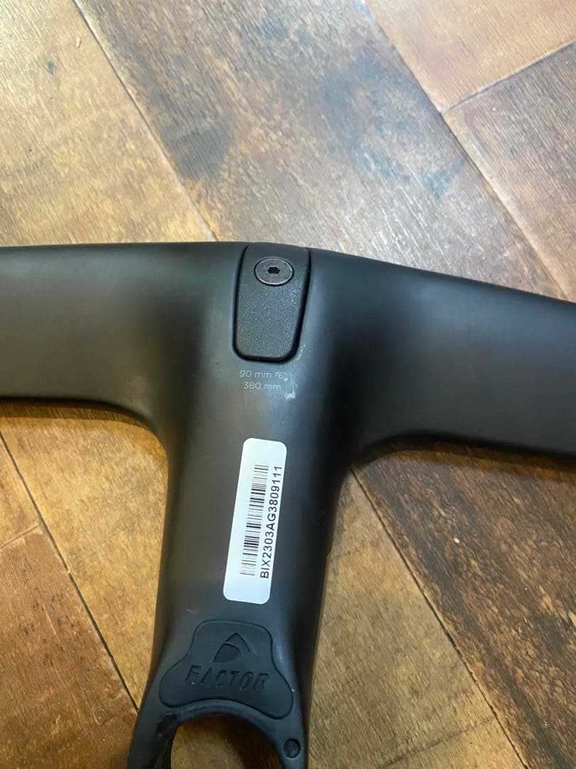 BLACK INC 新型一体型ハンドル