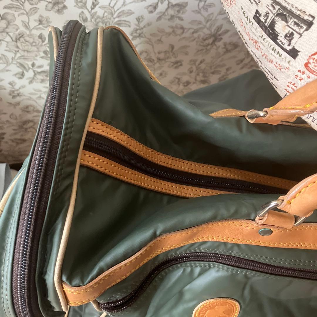 ハンティングワールド　ボストンバッグ　旅行バッグ