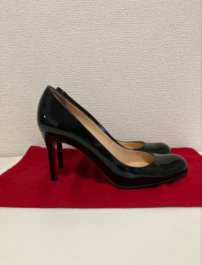 お値下げ！クリスチャンルブタン SINPLE PUMP 85 PATENT