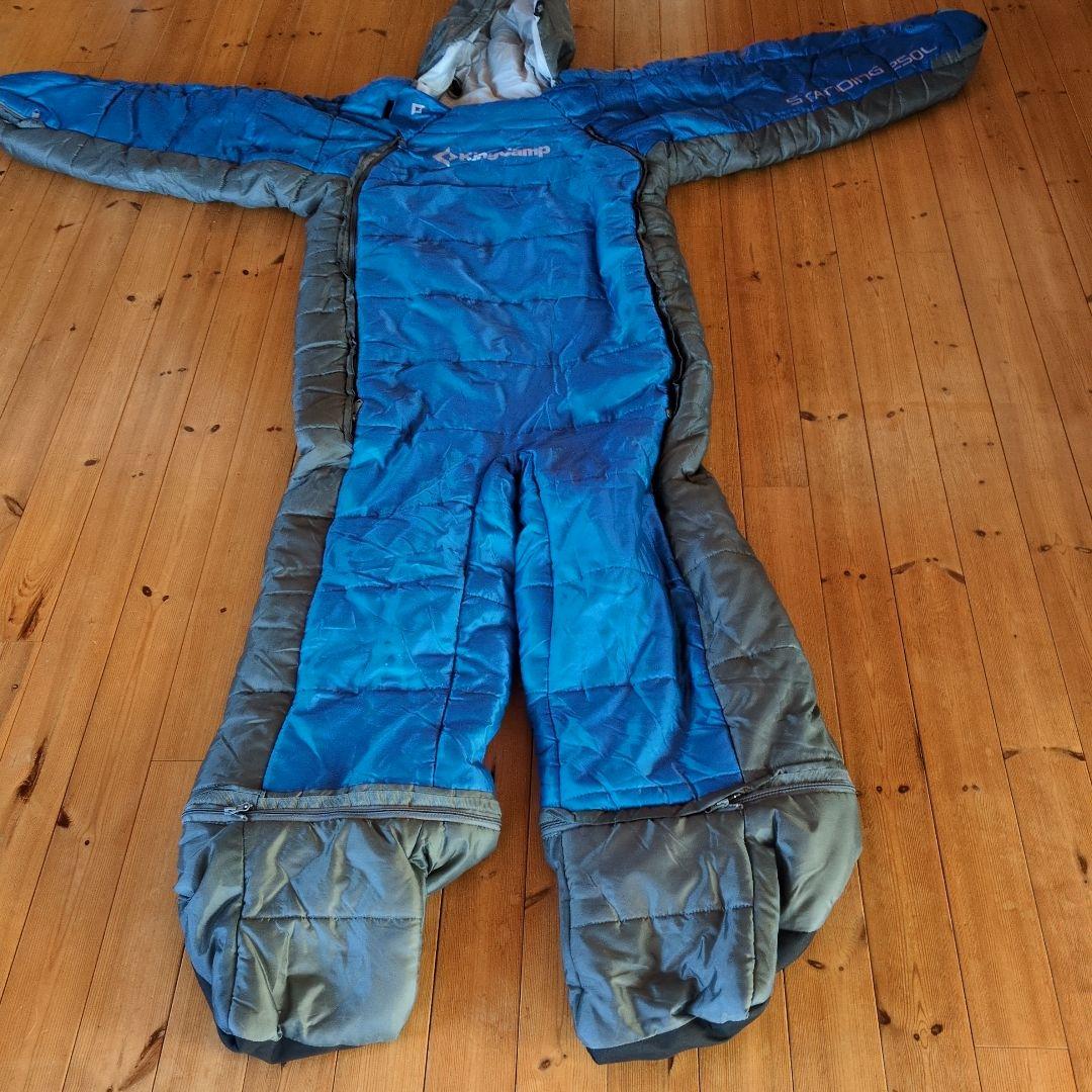 着る寝袋 & 封筒型シュラフ king camp