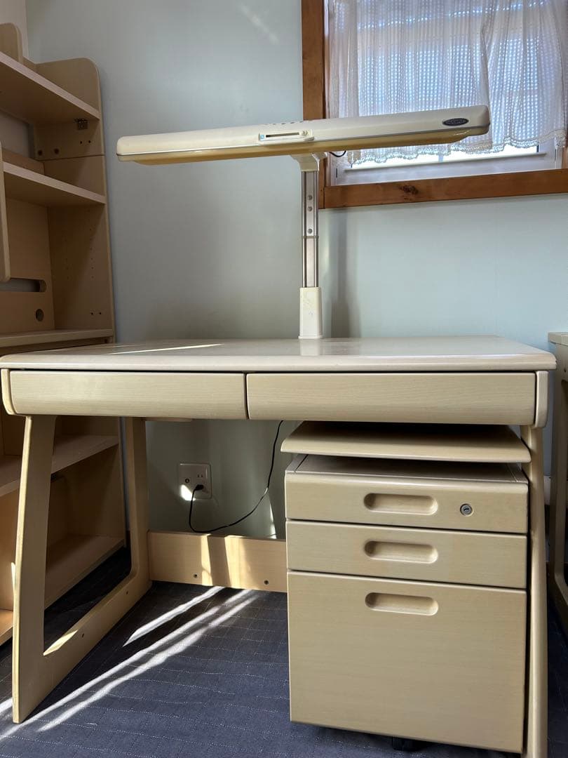 引取希望 子供用学習机 3点セット (同じセット有り) 照明付き くろがね