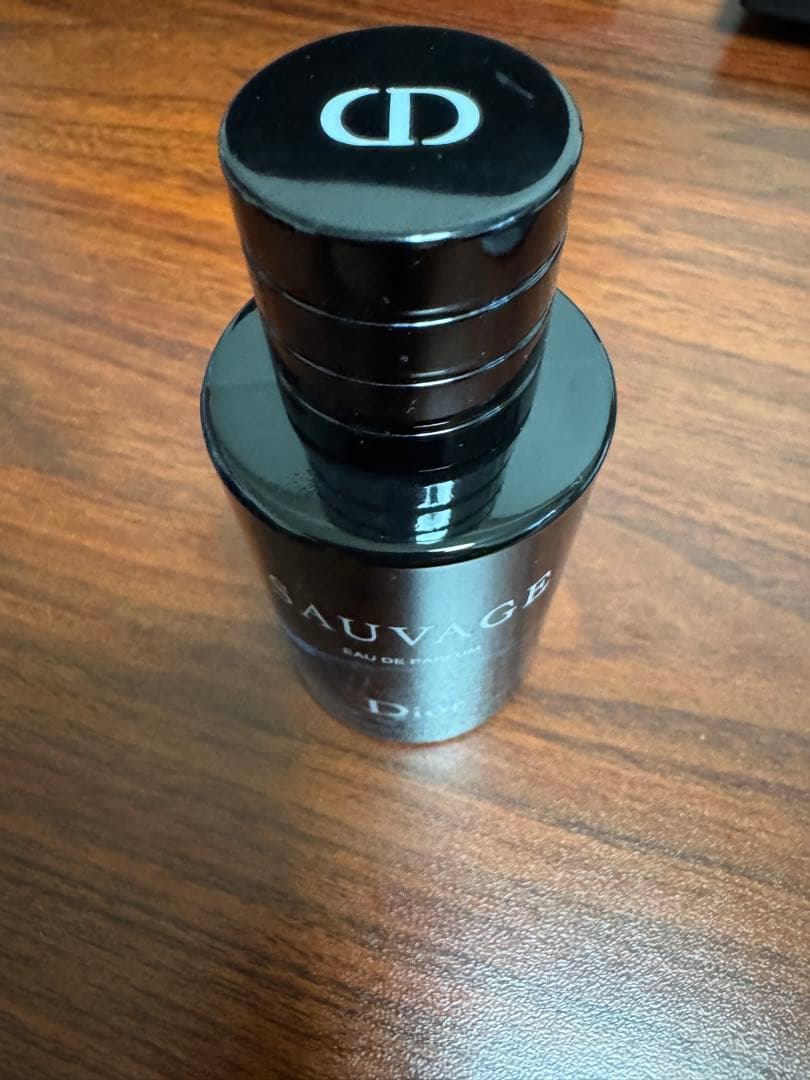 Dior SAUVAGE Eau de Parfum 100ml 定価17490