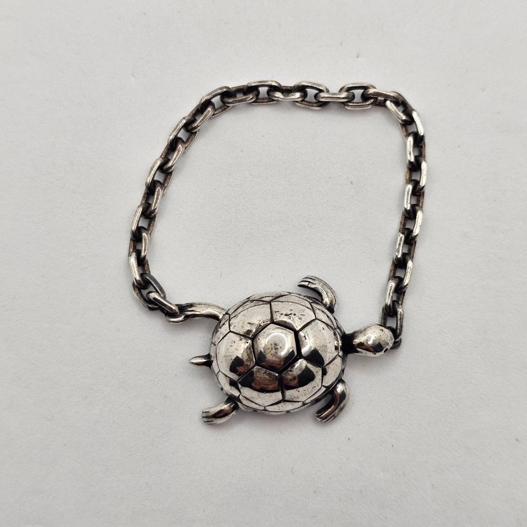 美品 HERMES エルメス 亀 かめ キーチェーン キーホルダー シルバー