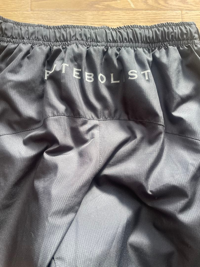 美品⭐︎ルースイソンブラ暖かい上下セット⭐︎Mサッカーフットサル中綿ブラック