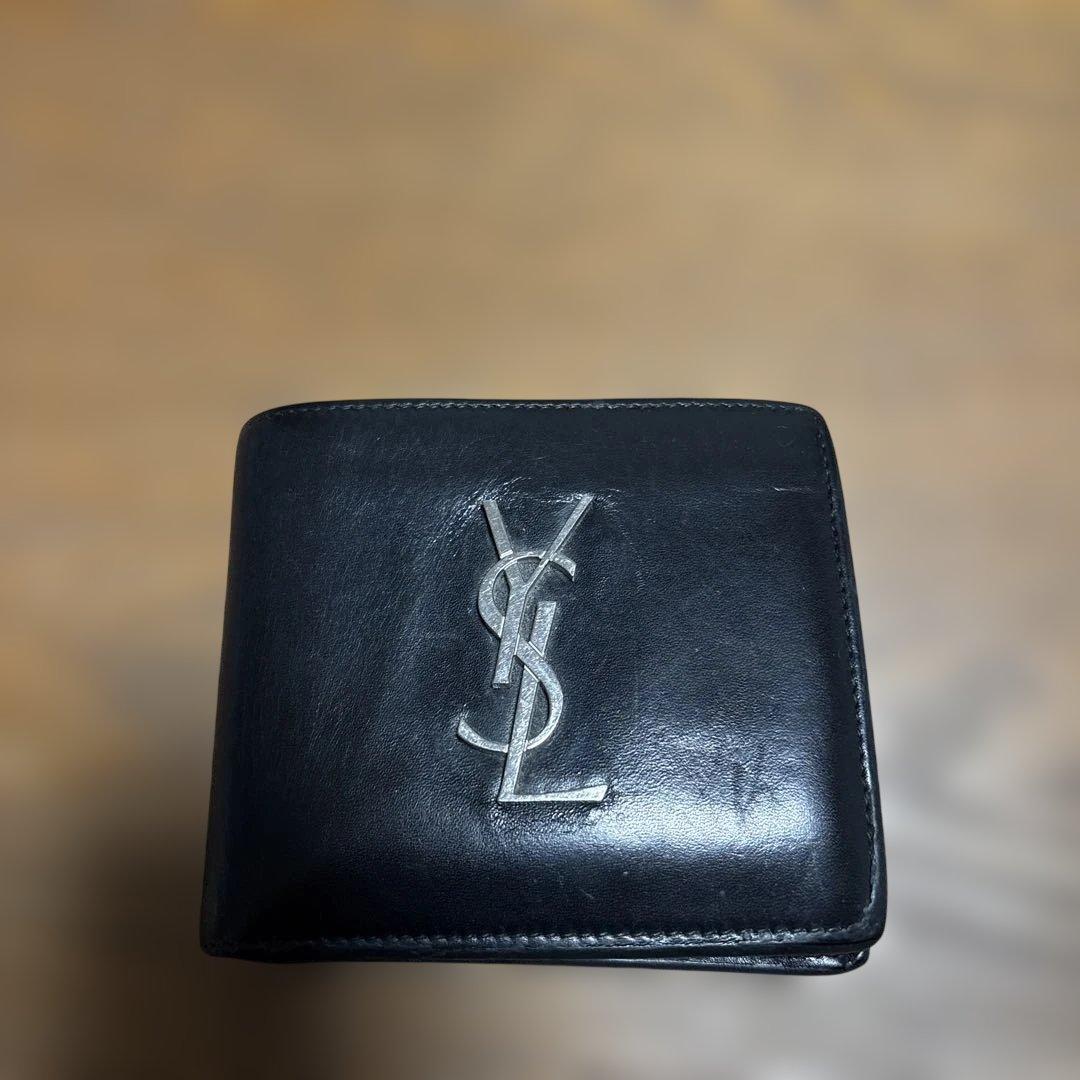 SAINT LAURENT ブラックレザー 二つ折り財布