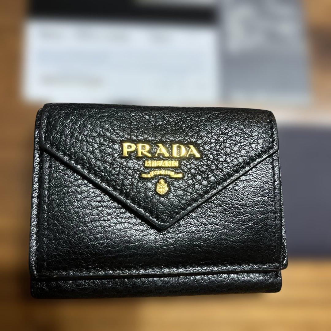 PRADA 三つ折り財布 1MH021 ネロ